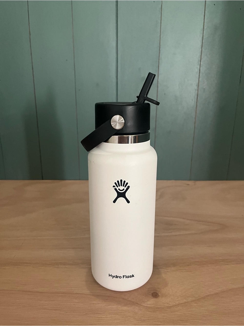 Hydro Flask White Bottle with Black Straw Lid